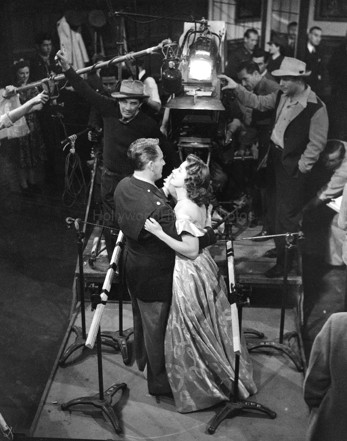 Irene Dunne 1943 WM.jpg